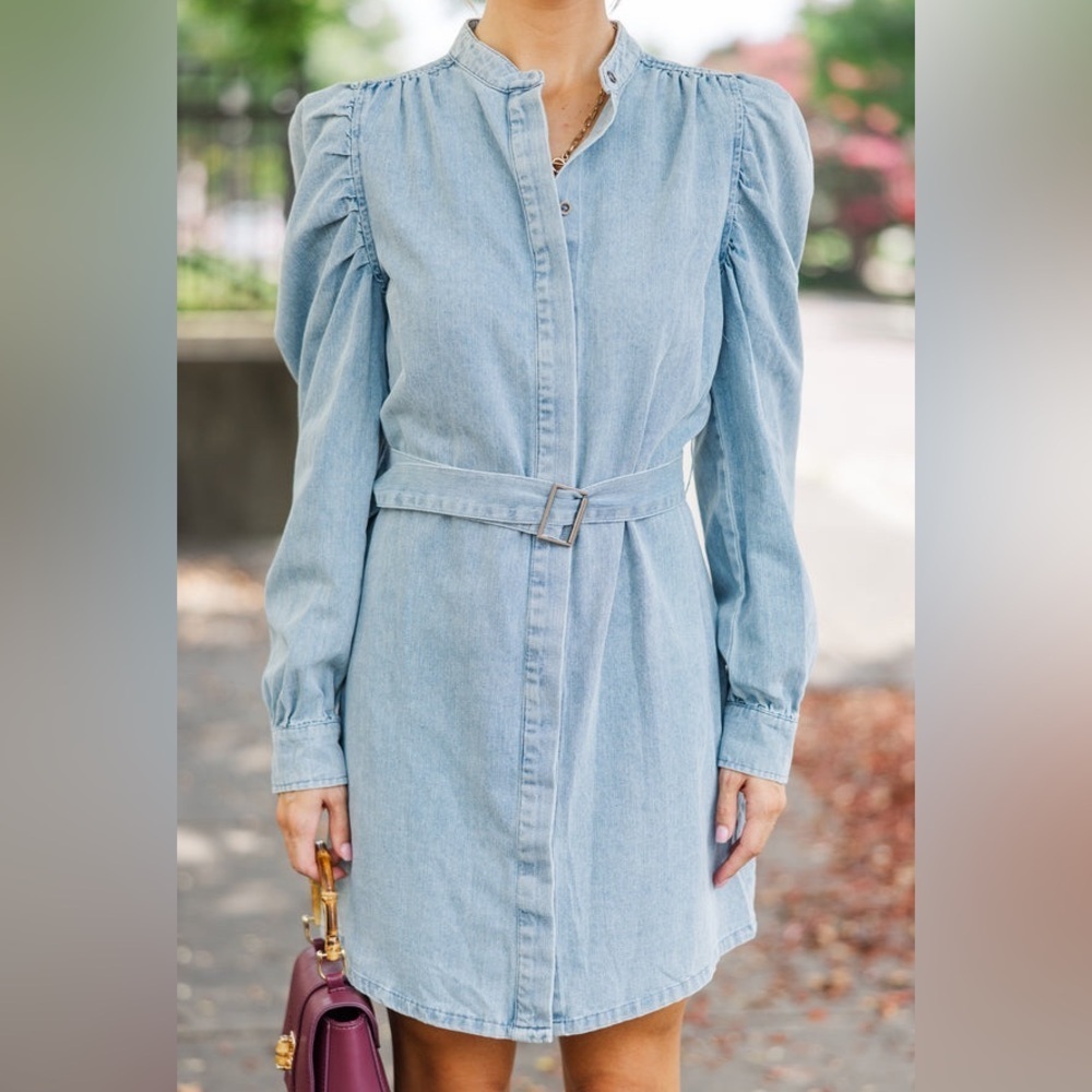 FATE LIGHT WASH Denim Dress with Belt, CASUAL OUTING, SIZE M  NWT